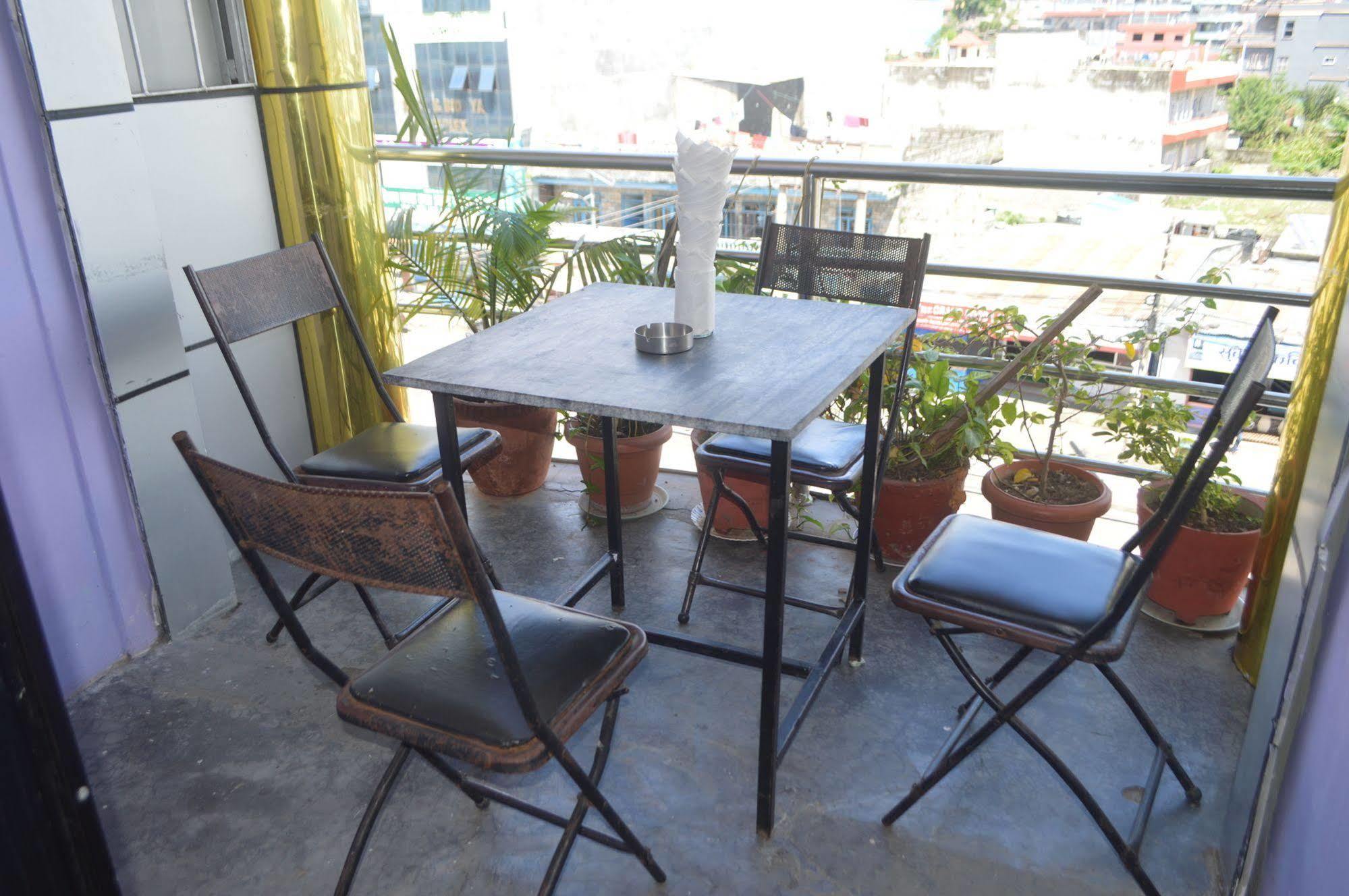 Pokhara Deep Sagar Hotel 외부 사진